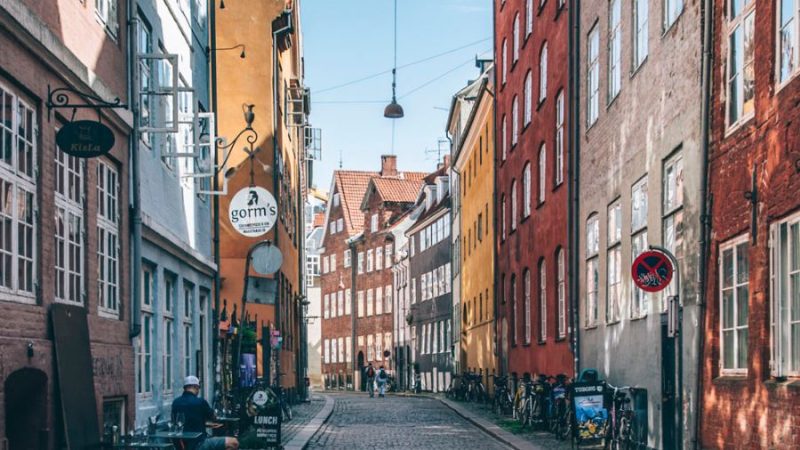 An idiosyncratic street scene in Copenhagen